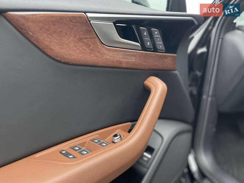 Седан Audi A4 2020 в Києві