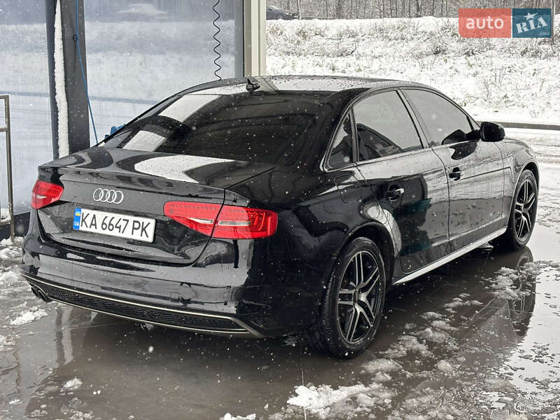 Седан Audi A4 2014 в Львове