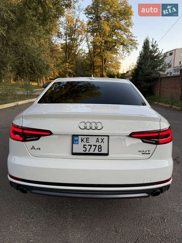 Седан Audi A4 2018 в Днепре