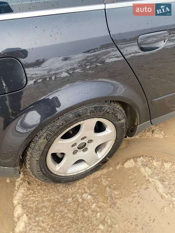 Универсал Audi A4 2004 в Ровно