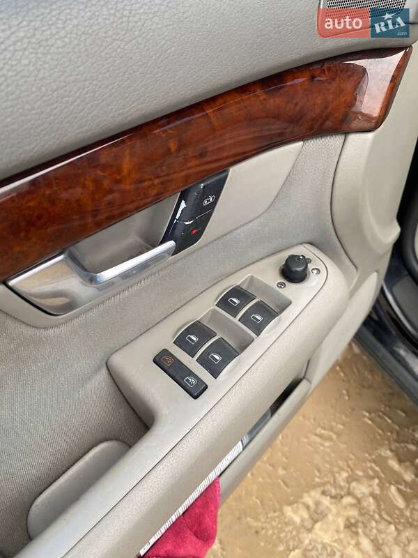 Универсал Audi A4 2004 в Ровно