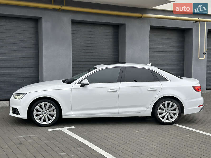 Седан Audi A4 2019 в Вінниці