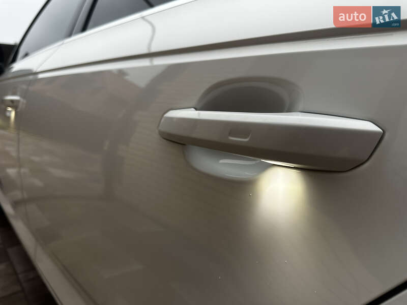Седан Audi A4 2019 в Вінниці
