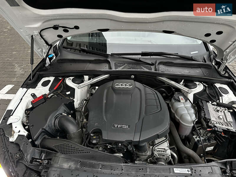 Седан Audi A4 2019 в Вінниці