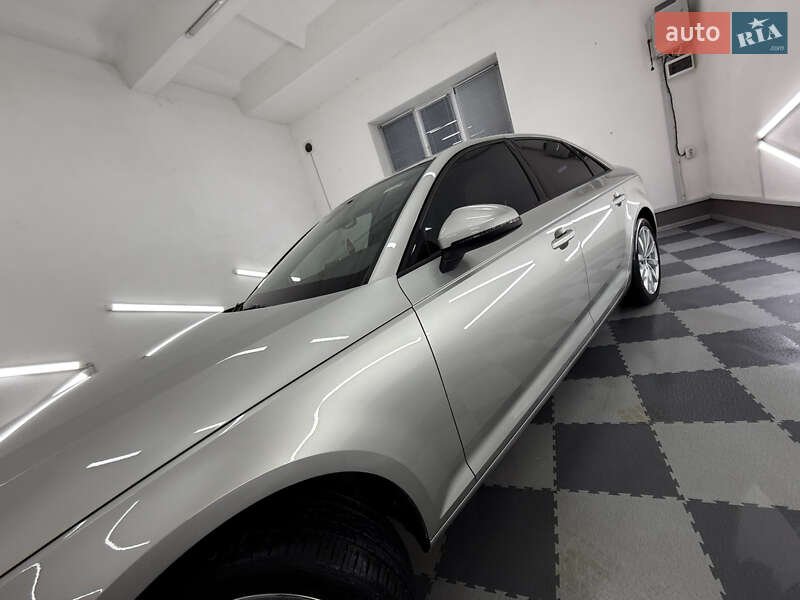 Седан Audi A4 2017 в Трускавце