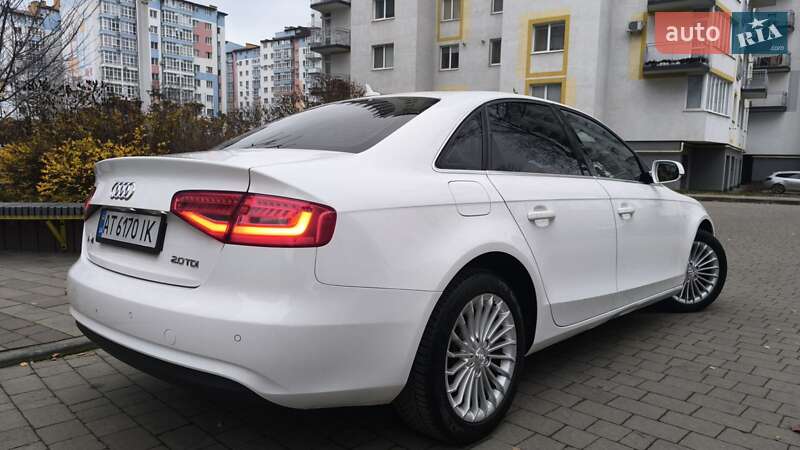 Седан Audi A4 2014 в Івано-Франківську