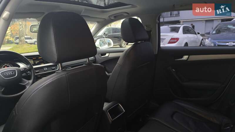 Седан Audi A4 2014 в Івано-Франківську