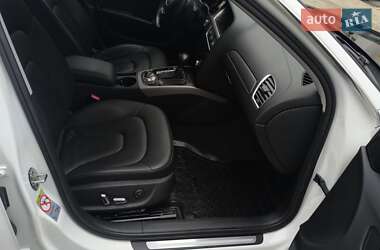 Седан Audi A4 2014 в Івано-Франківську
