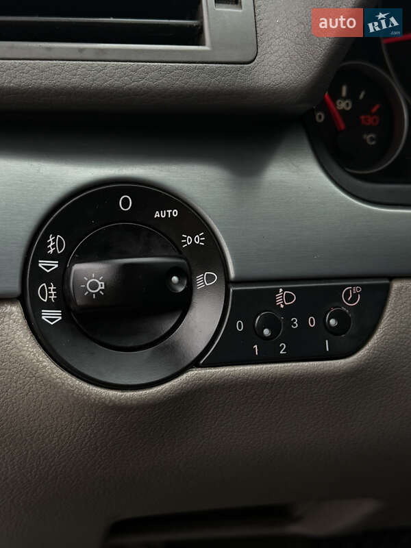 Седан Audi A4 2005 в Киеве фото 15 Седан Audi A4 2005 в Киеве