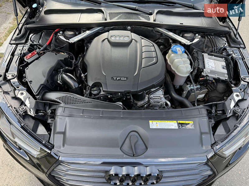 Седан Audi A4 2018 в Києві