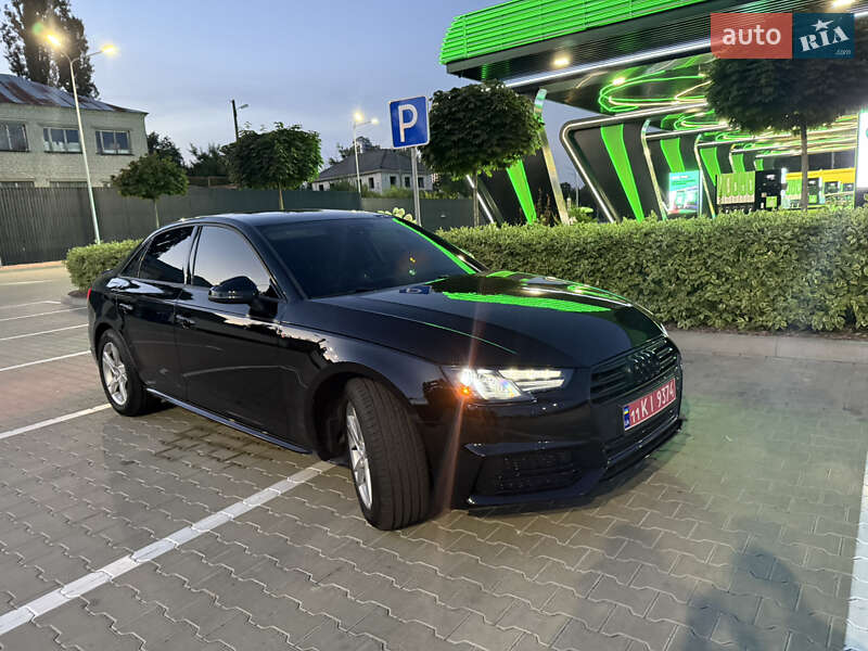 Седан Audi A4 2018 в Києві