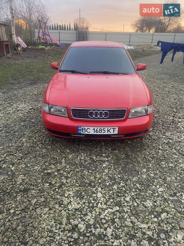 Седан Audi A4 1995 в Тернополе