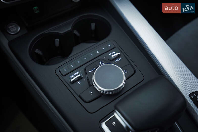 Универсал Audi A4 2019 в Харькове