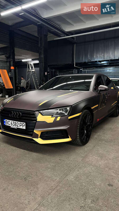 Седан Audi A4 2017 в Павлограде