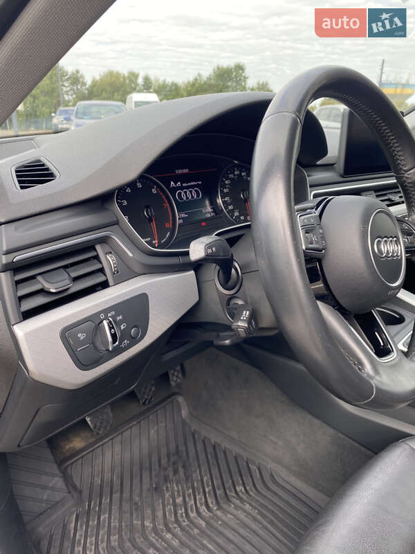 Седан Audi A4 2017 в Ровно