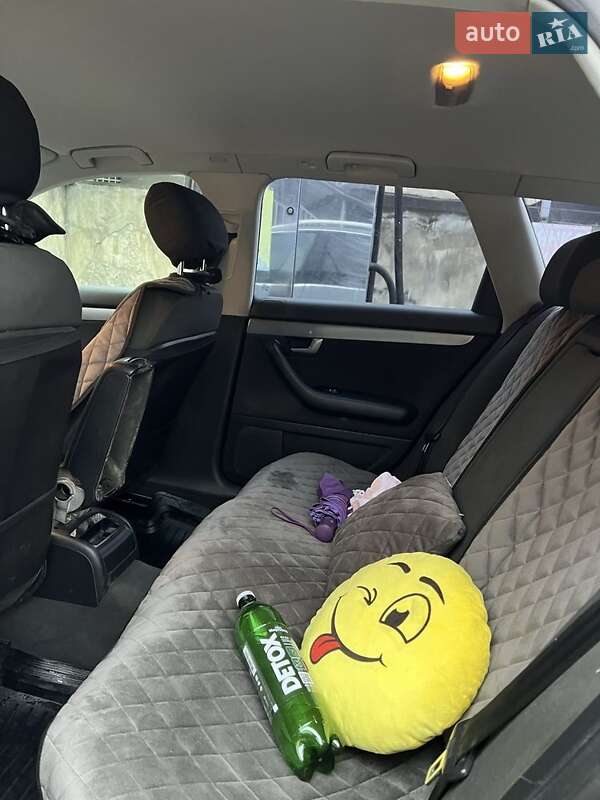 Універсал Audi A4 2004 в Чернівцях