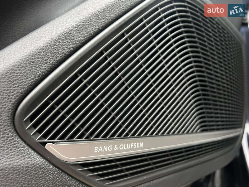 Седан Audi A4 2017 в Одессе