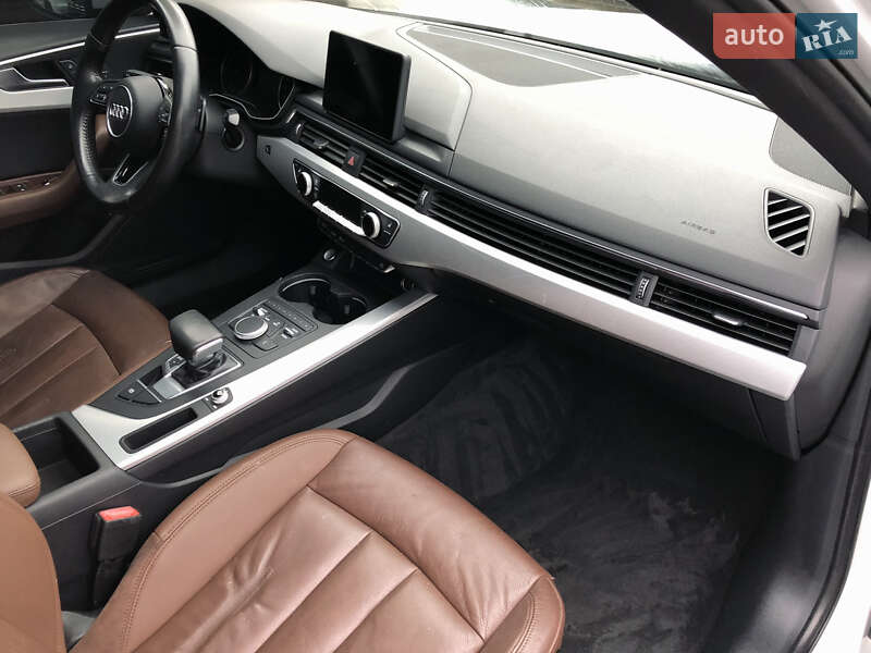Седан Audi A4 2017 в Ирпене