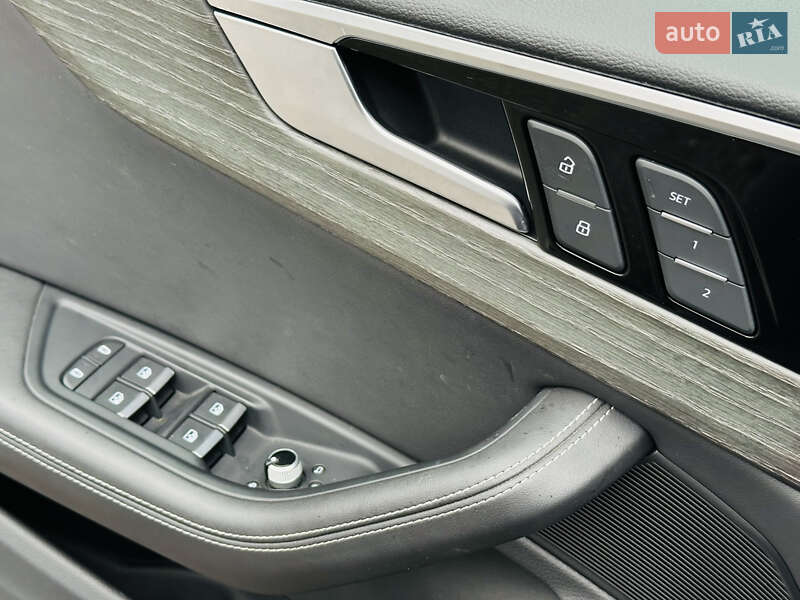 Седан Audi A4 2021 в Харкові
