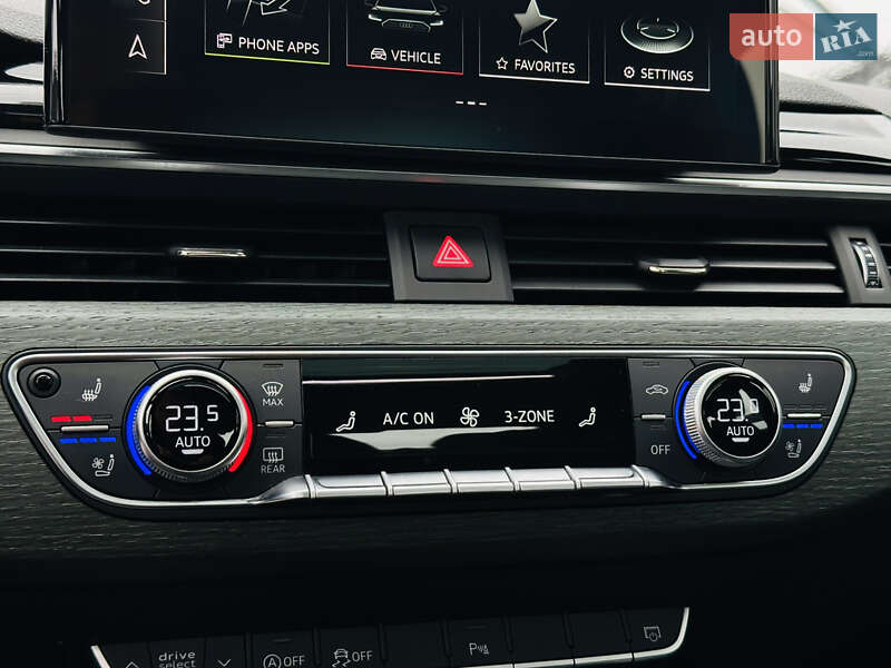 Седан Audi A4 2021 в Харкові