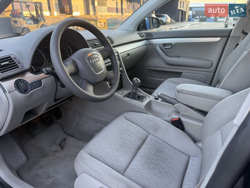 Седан Audi A4 2007 в Ровно