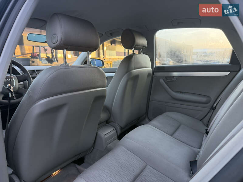 Седан Audi A4 2007 в Ровно