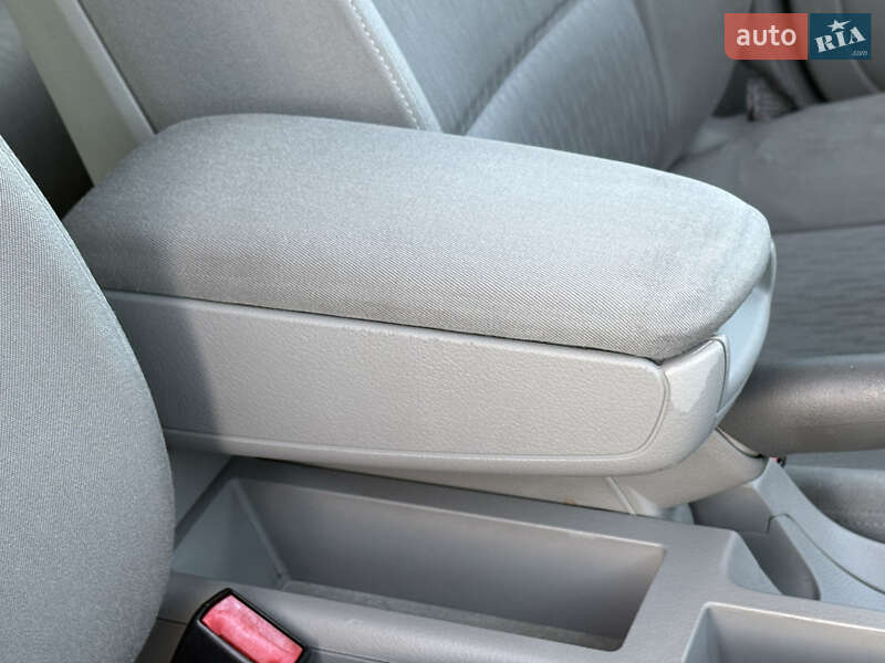 Седан Audi A4 2007 в Ровно