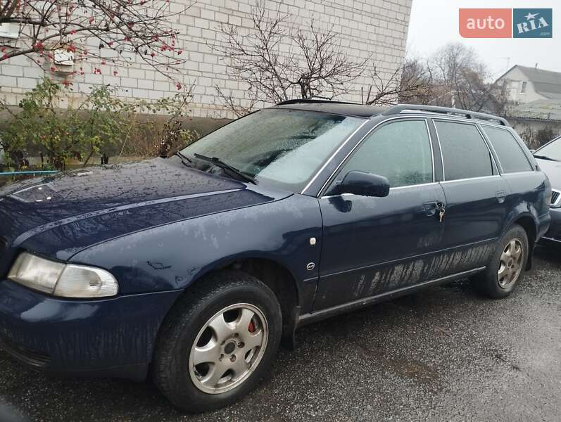 Універсал Audi A4 1996 в Києві