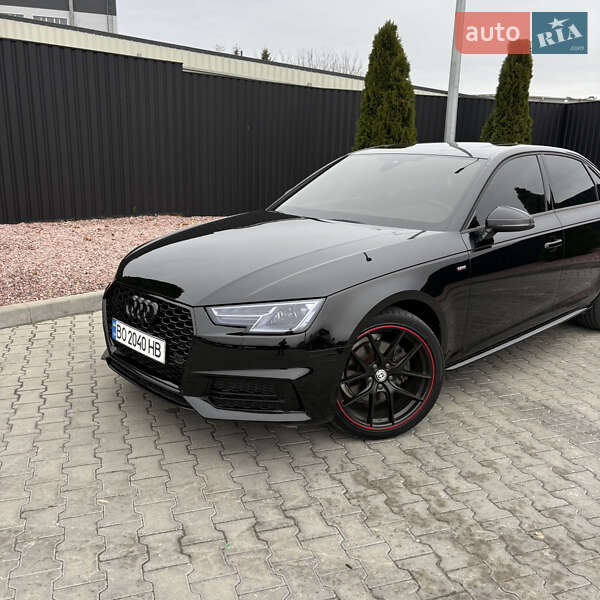 Седан Audi A4 2018 в Тернополі