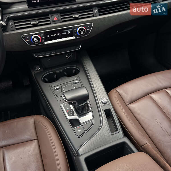 Седан Audi A4 2018 в Тернополі