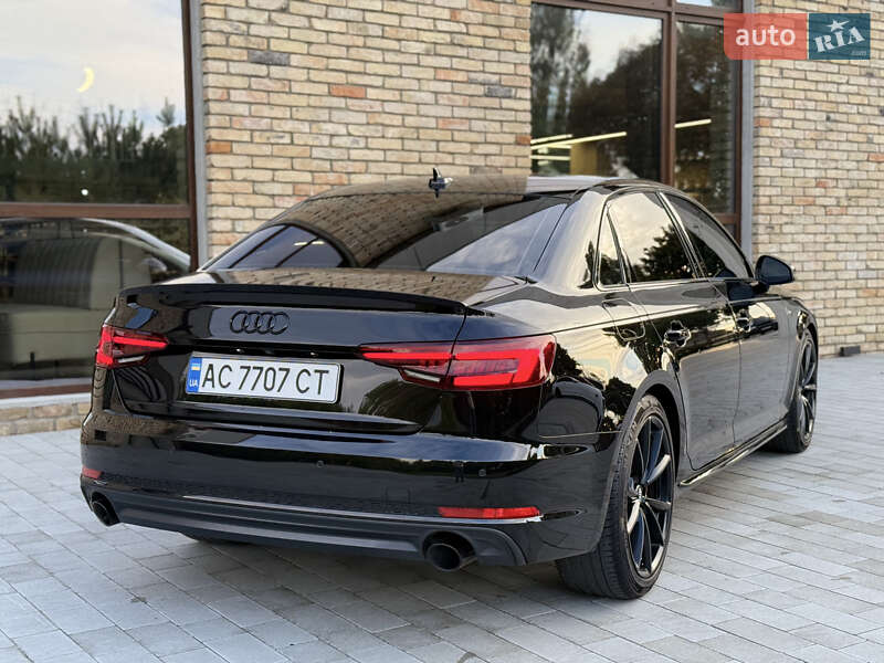 Седан Audi A4 2017 в Луцке