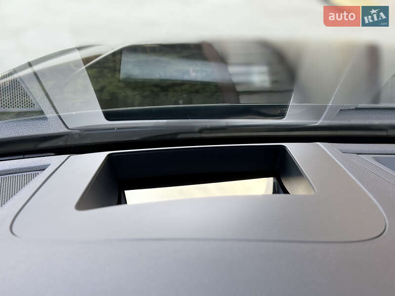 Седан Audi A4 2017 в Луцке