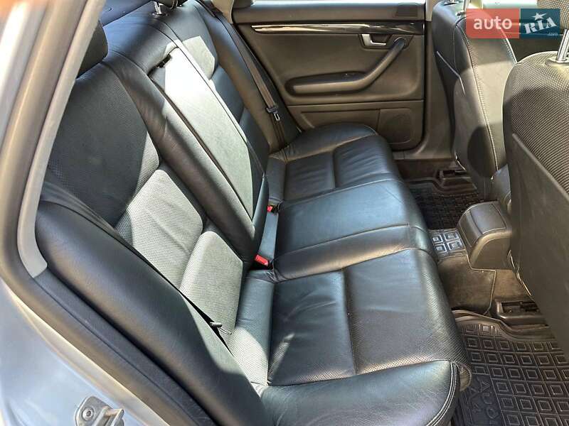 Седан Audi A4 2003 в Одесі