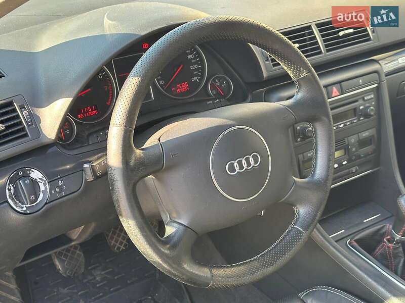 Седан Audi A4 2003 в Одесі