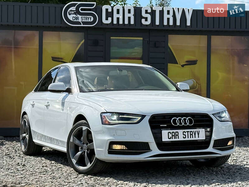 Седан Audi A4 2015 в Стрию