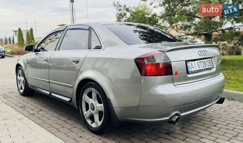 Седан Audi A4 2004 в Білогородці