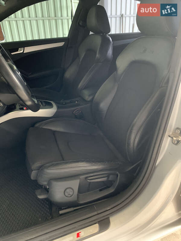 Седан Audi A4 2009 в Виннице