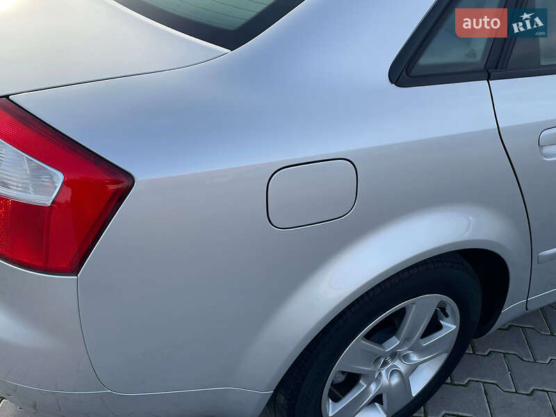 Седан Audi A4 2003 в Вінниці