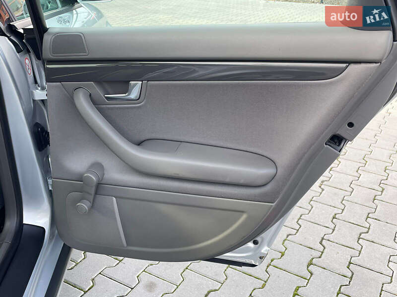 Седан Audi A4 2003 в Вінниці