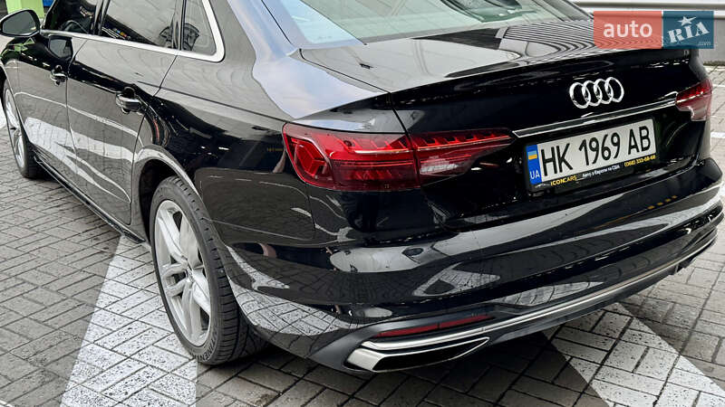 Седан Audi A4 2019 в Вараше