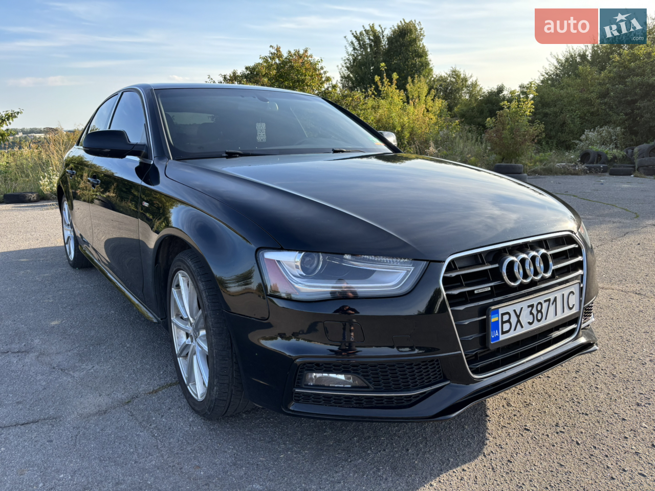 Свіжо пригнаний автомобіль,перший власник в Україні.Максимальна комплектація.
Повний привід.
По машині було багато зроблено роботи:
Замінені гранати на приводах,мастило в КПП та двигуну,Замінений ЦЕП ГРМ,замінені лопатки фазорегулятора (немає звуку дизеля,хто розуміє цю болячку) відреставрована рейка.
Машина на повному ходу і немає зауважень
По Америці було мінімальне ДТП,все зробили якісно
По всі питаннях відповів по телефону