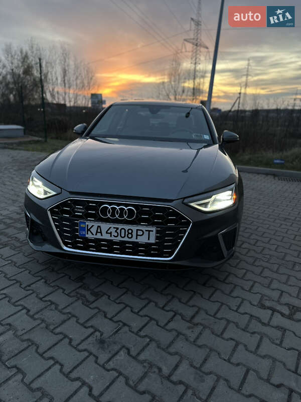 Седан Audi A4 2020 в Києві