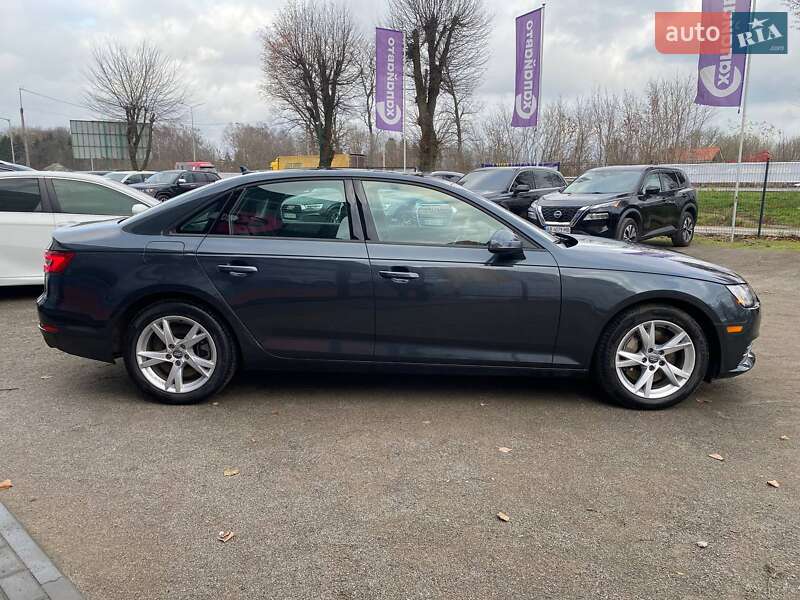 Седан Audi A4 2017 в Виннице