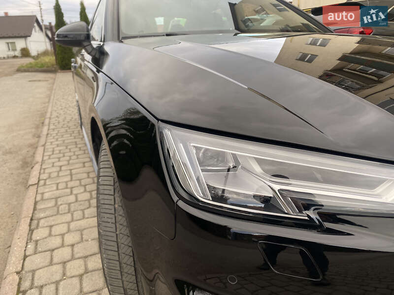 Седан Audi A4 2017 в Самборі