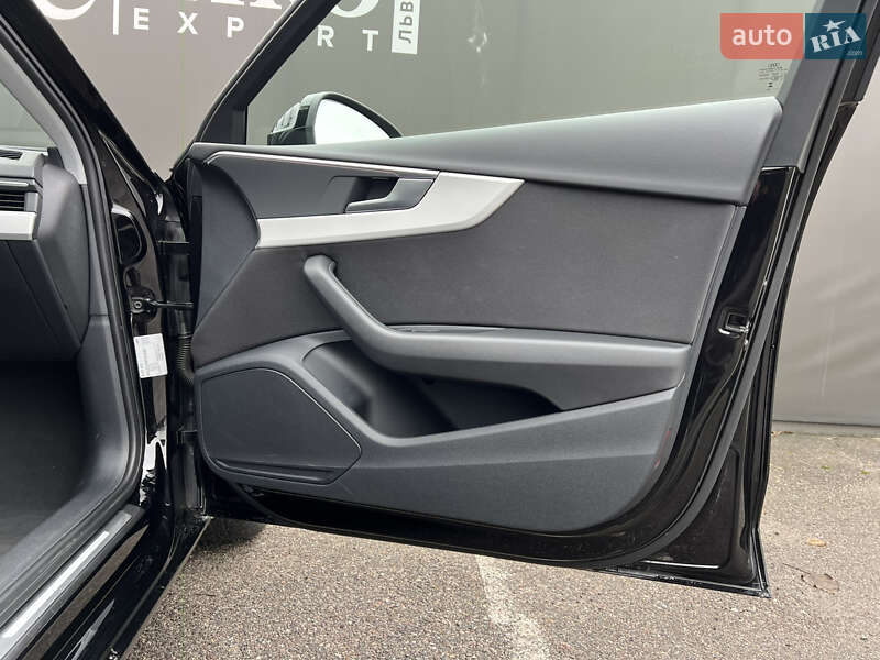 Седан Audi A4 2023 в Львове фото 27 Седан Audi A4 2023 в Львове