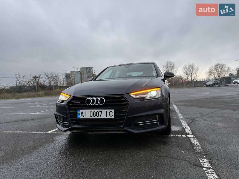 Седан Audi A4 2017 в Киеве
