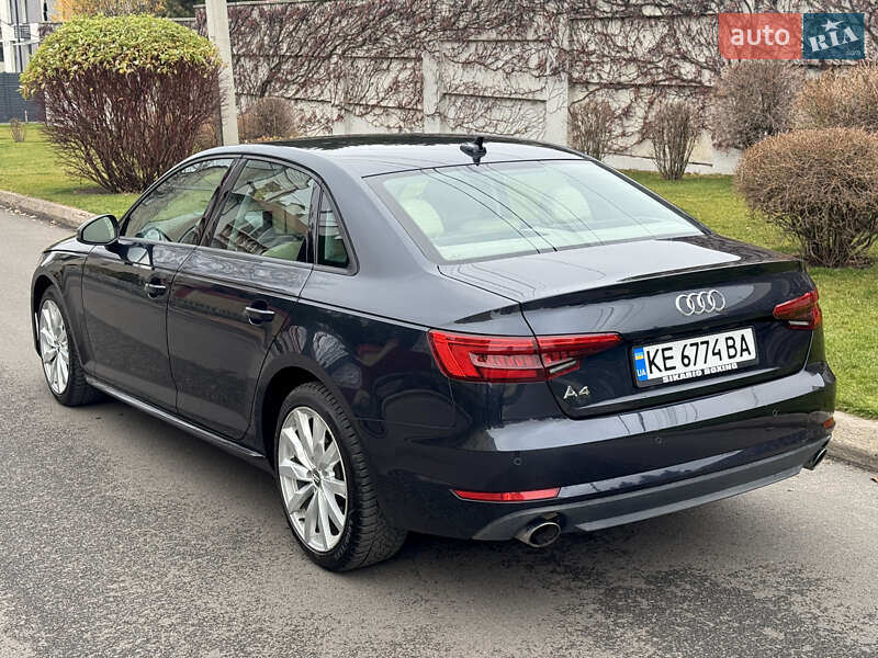 Седан Audi A4 2017 в Дніпрі