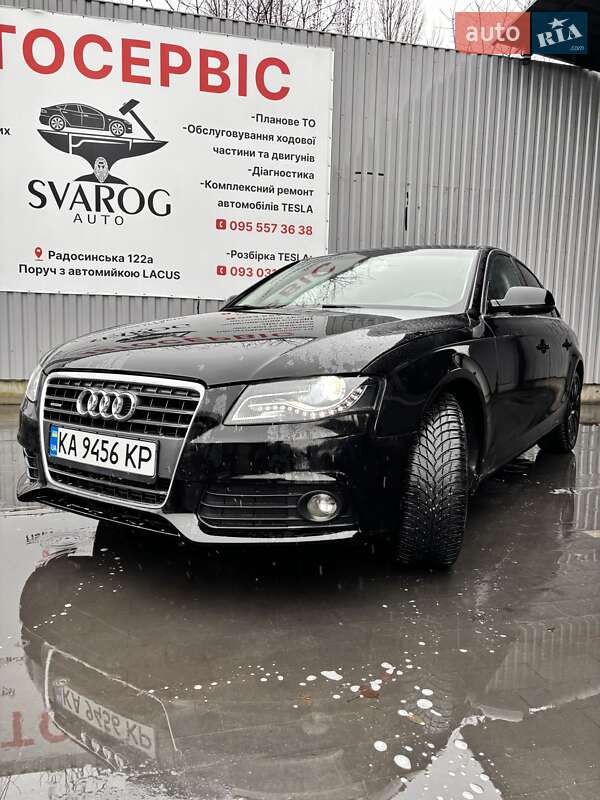 Седан Audi A4 2011 в Киеве