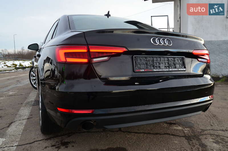 Седан Audi A4 2017 в Дрогобыче