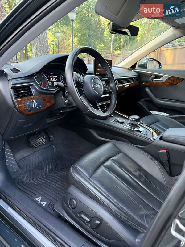 Седан Audi A4 2016 в Чернігові